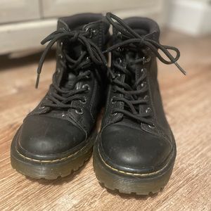 Dr. Martens size 6 Faora style